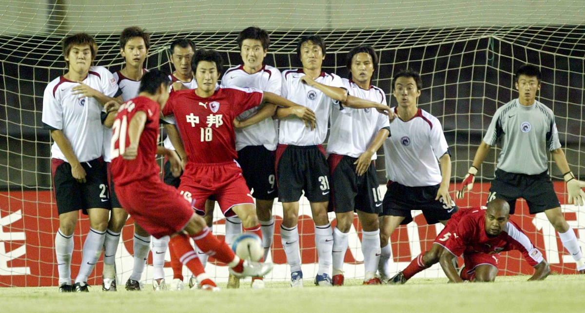 米乐体育m6官网-关于足球运动精彩绝伦，球员技艺展现无瑕的信息