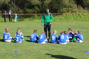 米乐体育官网-卡尔蒂斯主帅强调团队配合，迎战欧洲劲旅